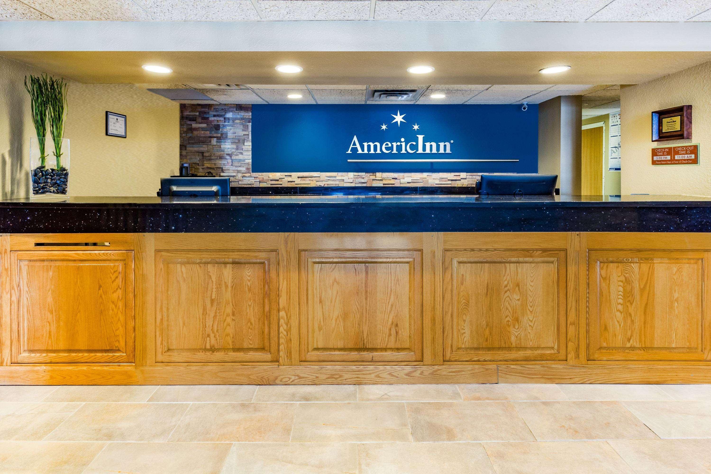 Americinn By Wyndham Hotel And Suites Long Lake Екстер'єр фото