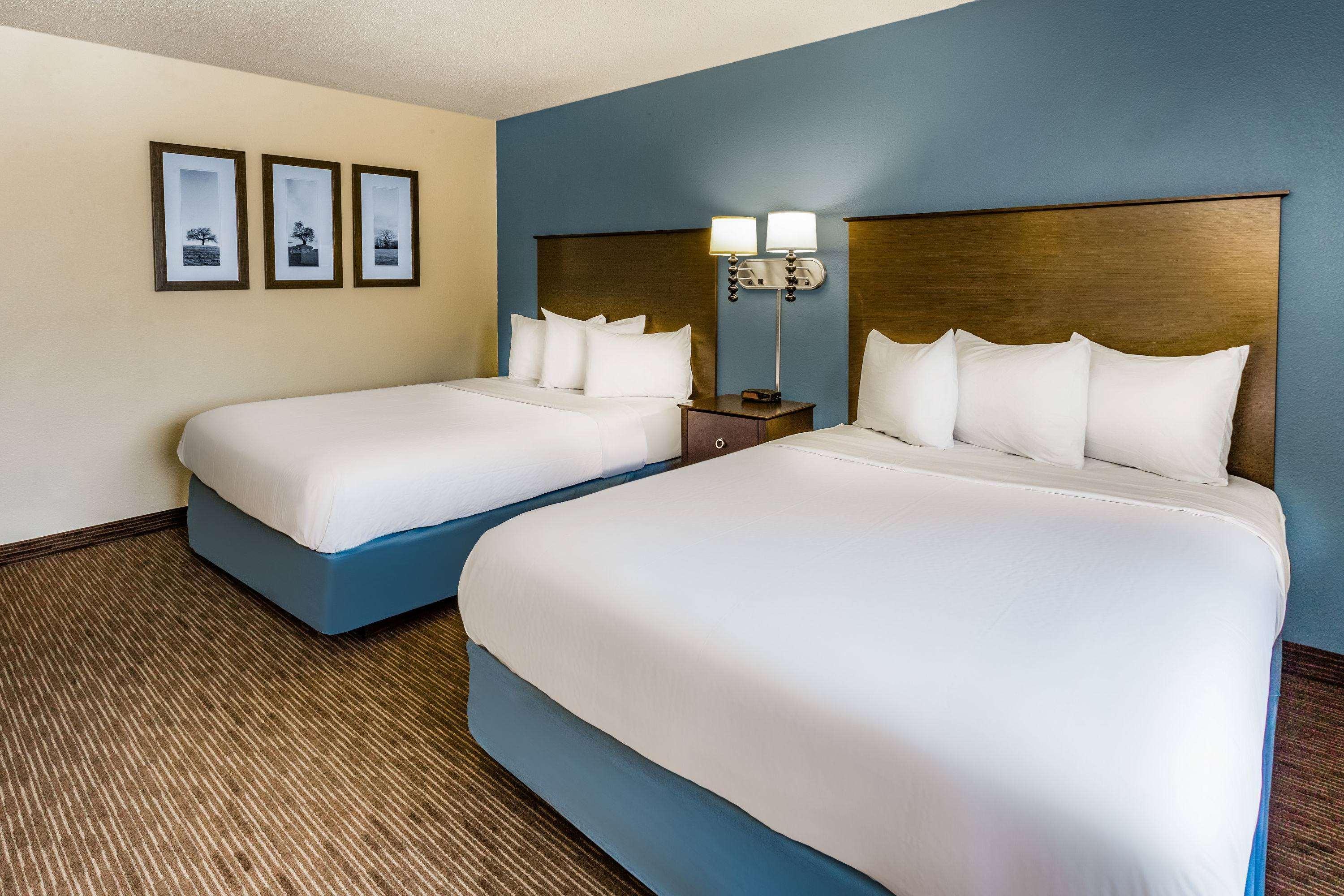 Americinn By Wyndham Hotel And Suites Long Lake Екстер'єр фото