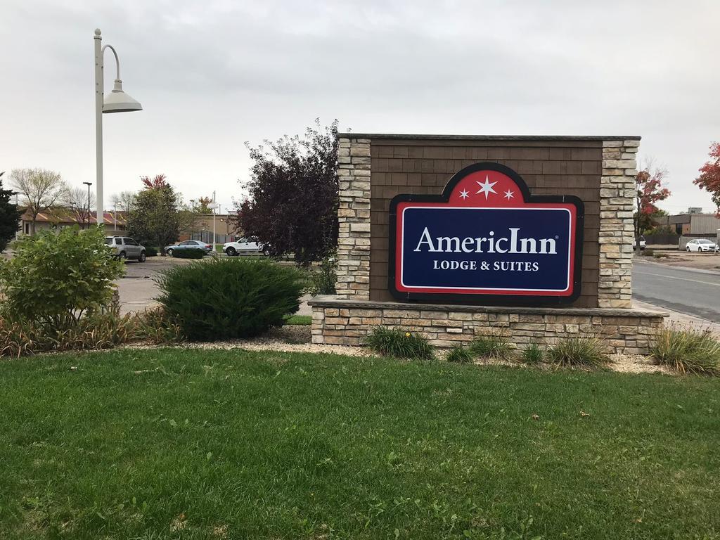 Americinn By Wyndham Hotel And Suites Long Lake Екстер'єр фото